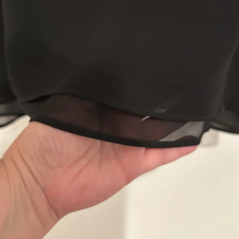 Torrid 5 Plus Black blouse 100 percent polyester - Picture 5 of 5